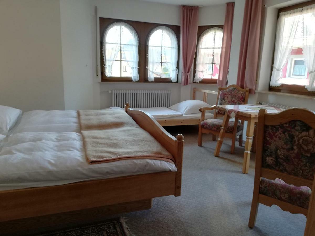 Gaestehaus Roessle Rötenbach Zewnętrze zdjęcie