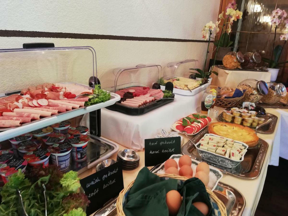 Gaestehaus Roessle Rötenbach Zewnętrze zdjęcie